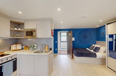 Silver Street, East Reading, Reading - Image 3